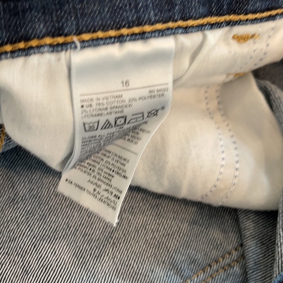 Jean short - Picture 4 of 5